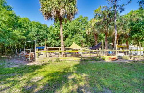 Cozy Fort Pierce Cottage on Farm Animal Rescue! - Foto 21