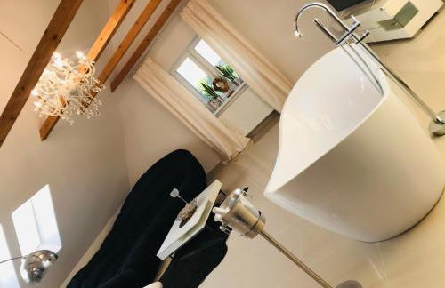 VILLA SUNSHINE "SUNSHINE SUITE" NAD JEZIOREM KOMINEK i WANNA w SALONIE OGRóD BALKON - Foto 28