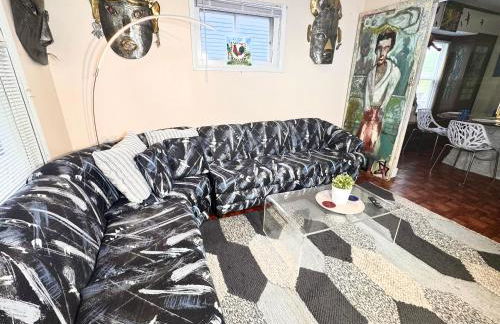 Sleep with a LION! 3 bedroom, near Downtown, Tremont, Ohio city!! - Foto 9