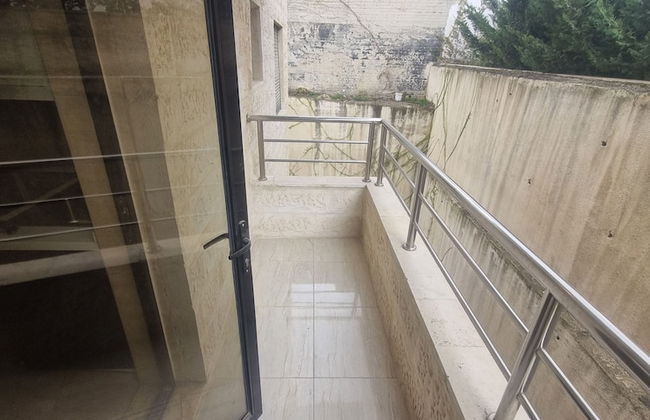 Charming Amman Apartment With Central Air-con & Street Parking - Foto 27