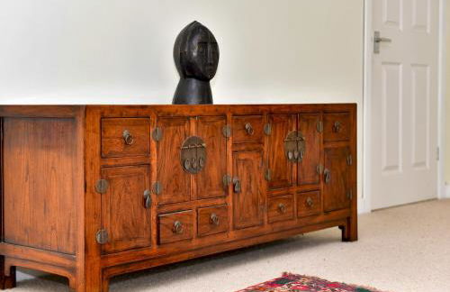 Spacious 4 Bedroom home with Parking Garden - Pass the Keys - Foto 48