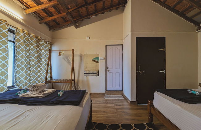 Sunset Cafe Beach Stay - Photo 31