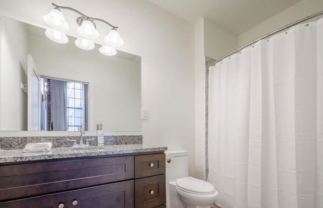 Sosuite 2BR Penthouse w W D Gym On-site Bar - Foto 22