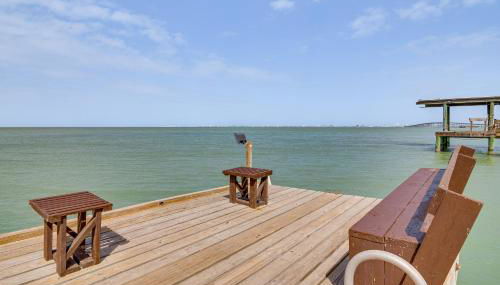 Waterfront Port Isabel Family Home with Pool and Pier! - Foto 2