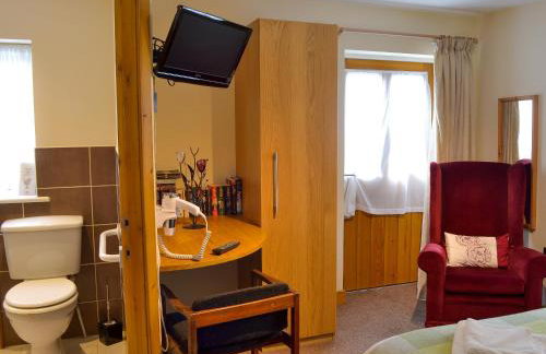 The Stable - Photo 5