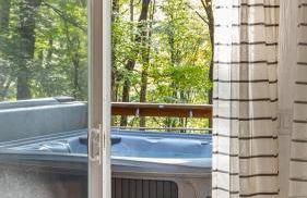 Wooded Nest, Cozy 3BR Chalet Near Spas, Downtown Berkeley Springs & Hiking - Foto 9