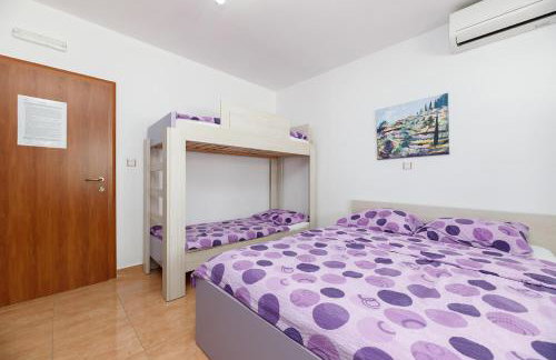 Villa Lavanda - family friendly, beachfront - Photo 28