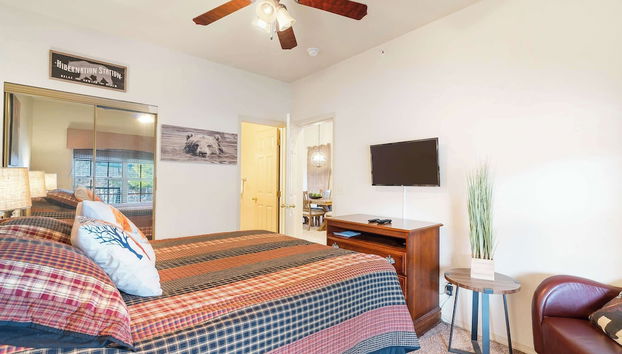 Whippoorwill Woods 3 BDR w- Tons of Amenities! - Foto 2, Habitación