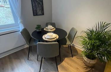 Le Sunny-hyper centre -proche gare - Paisible -WIFI HD -NETFLIX-Idéal couple business et famille - Foto 7