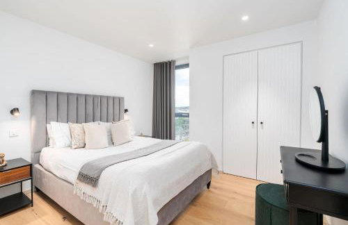 King's Cross Retreat With Terrace 2 Bed 2 Bath Coal Drops Yard 10 Mins Walk From St Pancras Station - Foto 1