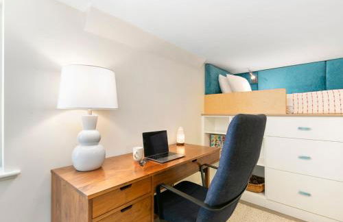 Maple Courtyard - Old Town with King Suite & Piano - Foto 29