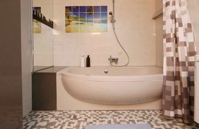 The Bridge-House Apartment - Photo 28