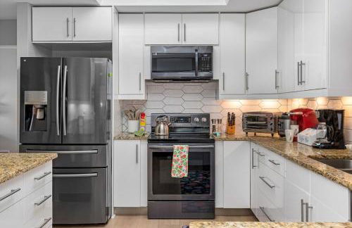 All King Beds & TVs in Every Room, Perfect for Large Groups - Foto 33