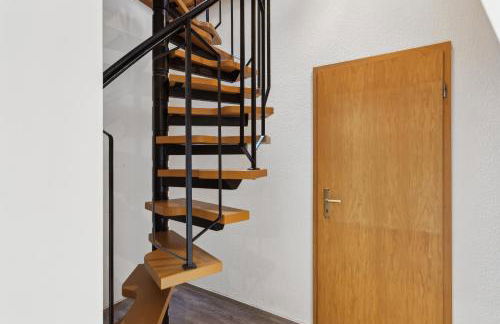 Stylish & Relaxing Penthouse ~ Workspace ~ Parking - Foto 30