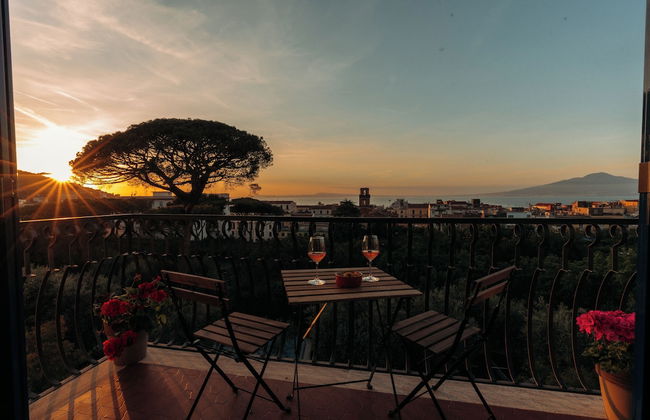 Mermaids' Dream Sorrento - Photo 78