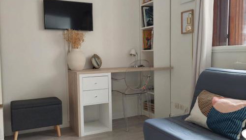 Perfect Studio down the Sacré Coeur - Foto 2