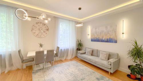 Stylish One Bed Flat in Paddington Pool and gym next door Free secure underground parking nearby - Foto 2