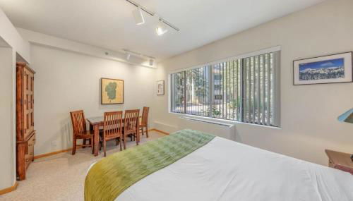 Palisades Tahoe Lodge Rentals Studio #148 - Foto 3