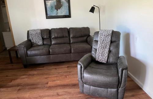 Peaceful Acres Triplex One - Lighthouse Inn - Soldotna, Alaska - Photo 5