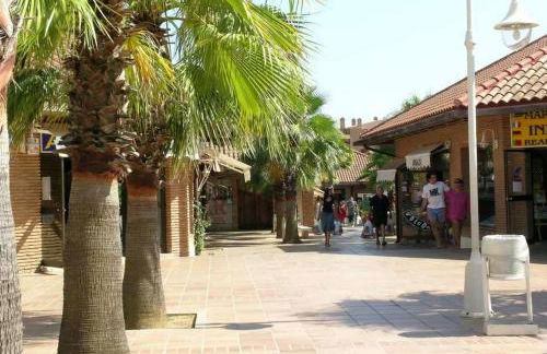 Relax, playa, golf...!! Ático de lujo, 130 m2, WIFI, urbanización privada... - Foto 44