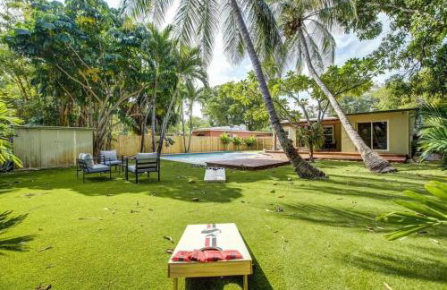 Tranquil Poolside Bliss Pergola Deck Turf Yard - Foto 31