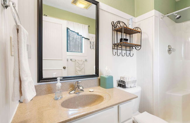 Windjammer Cottage - Branson - Photo 14