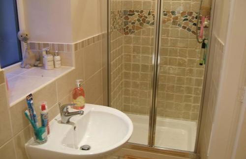 Converted Victorian Coach House on the North Coast - Foto 14