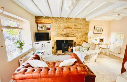 Fox Cottage - Cosy Stay on Pateley High Street - Photo 3