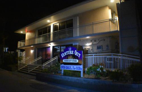 Pelican's Roost, Waterfront comfort at Venture Out - Foto 10