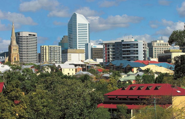 Oaks Brisbane Lexicon Suites - Photo 33