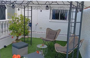 Villa in La Marina with cozy garden and private solarium - Foto 23