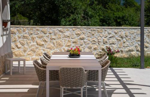 Villa Roti - Photo 11