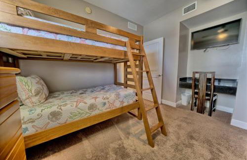 Sterling Breeze - Luxury Beach Front Condo - Photo 60