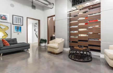 Chic 2BR Getaway Walk to Breweries and Art Walk - Photo 23