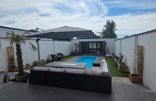 Villa at 58 London Rd - Foto 1