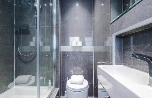 Central MCR 2BR 2BA, Parking, WiFi, Full Kitchen - Foto 80