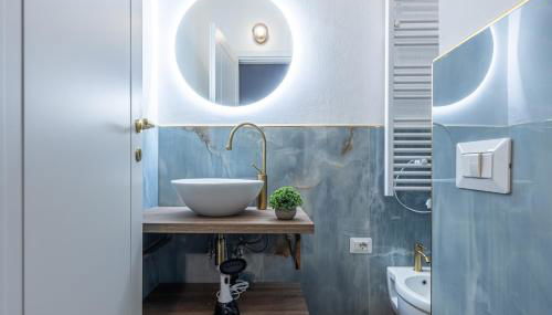 Canva Suite near Sacco Hospital - Foto 4, Shower