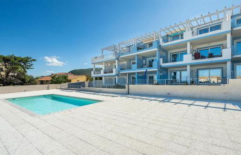 1 Bedroom Gorgeous Apartment In Isola Rossa - Foto 10