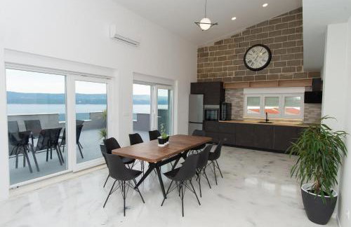 Exclusive Villa Almissa with swimming pool and sea view - Foto 10