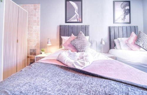 The Stylish Gem of Bath - Sleeps 10 - Photo 27