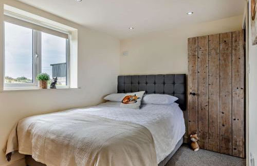 4 Bed in Llanfechell 90258 - Photo 12