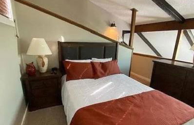 Stylish Townhouse Steps to Ski Mtn & Waterpark - Foto 11