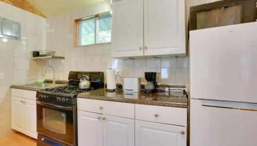 Screened Porch and Fire Pit Cabin Near Bethel Woods - Foto 4