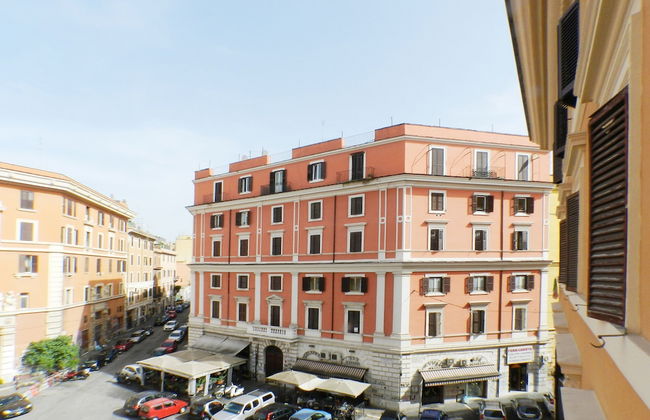 Black and White Movie Apartment - Foto 24