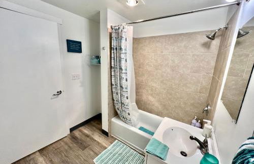 Private Room with Shared Bathroom on the 1st Floor 10 Minutes Walk to University of Washington - Foto 28