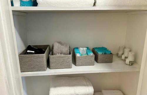 New updated Apt Half A Mile to Downtown Libertyville - Foto 12