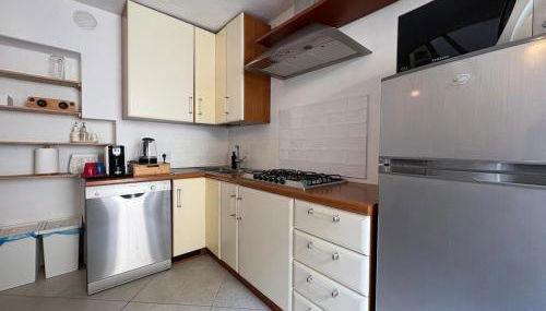 tower house in a medieval village - Foto 4