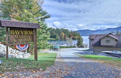 Lakefront Bolton Retreat with Balcony and Views! - Foto 42