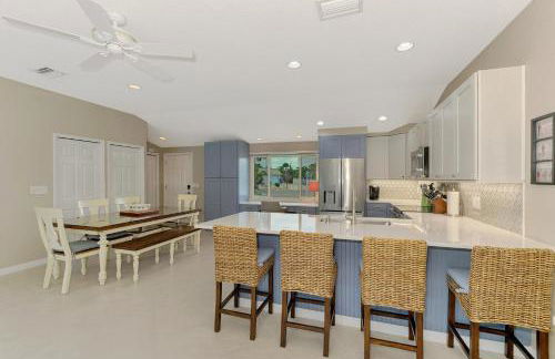 Bikini Tini Time - Foto 17