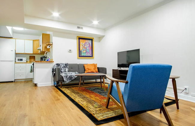 A Classy Corner of DC near Dupont Circle - Foto 10